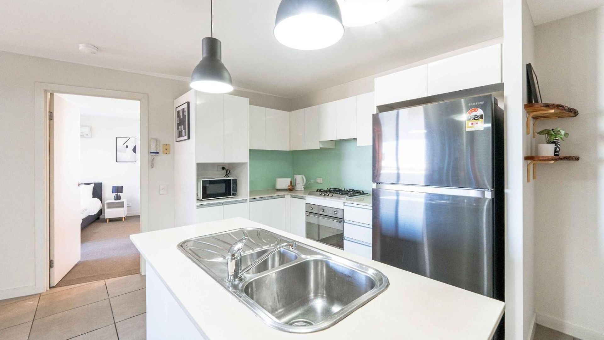 Apartment Spacious Riverside 2br Cbd Parking Pool & Gym