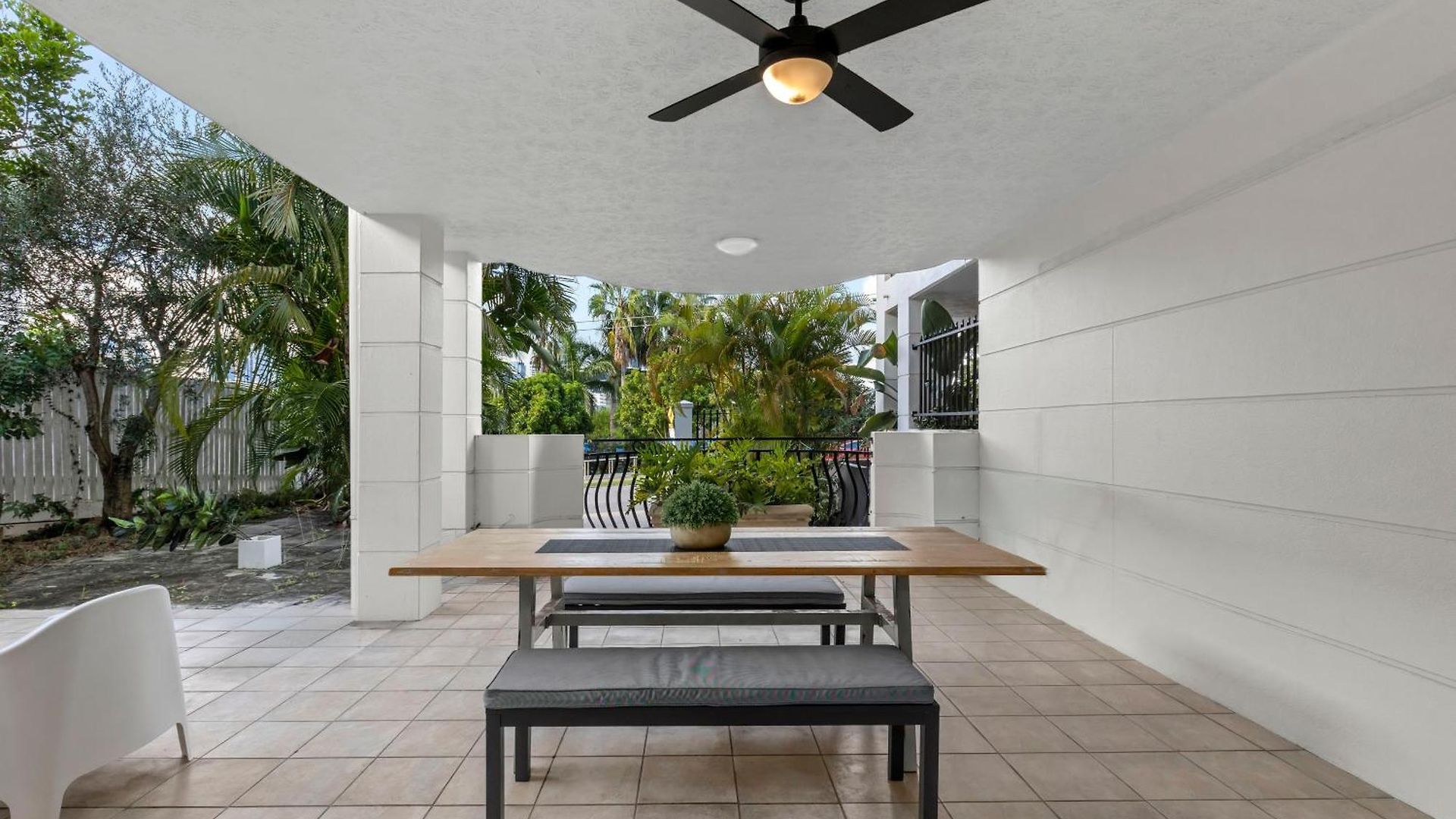 Apartment Sunny & Cozy 2br With Wifi, Parking & Balcony *