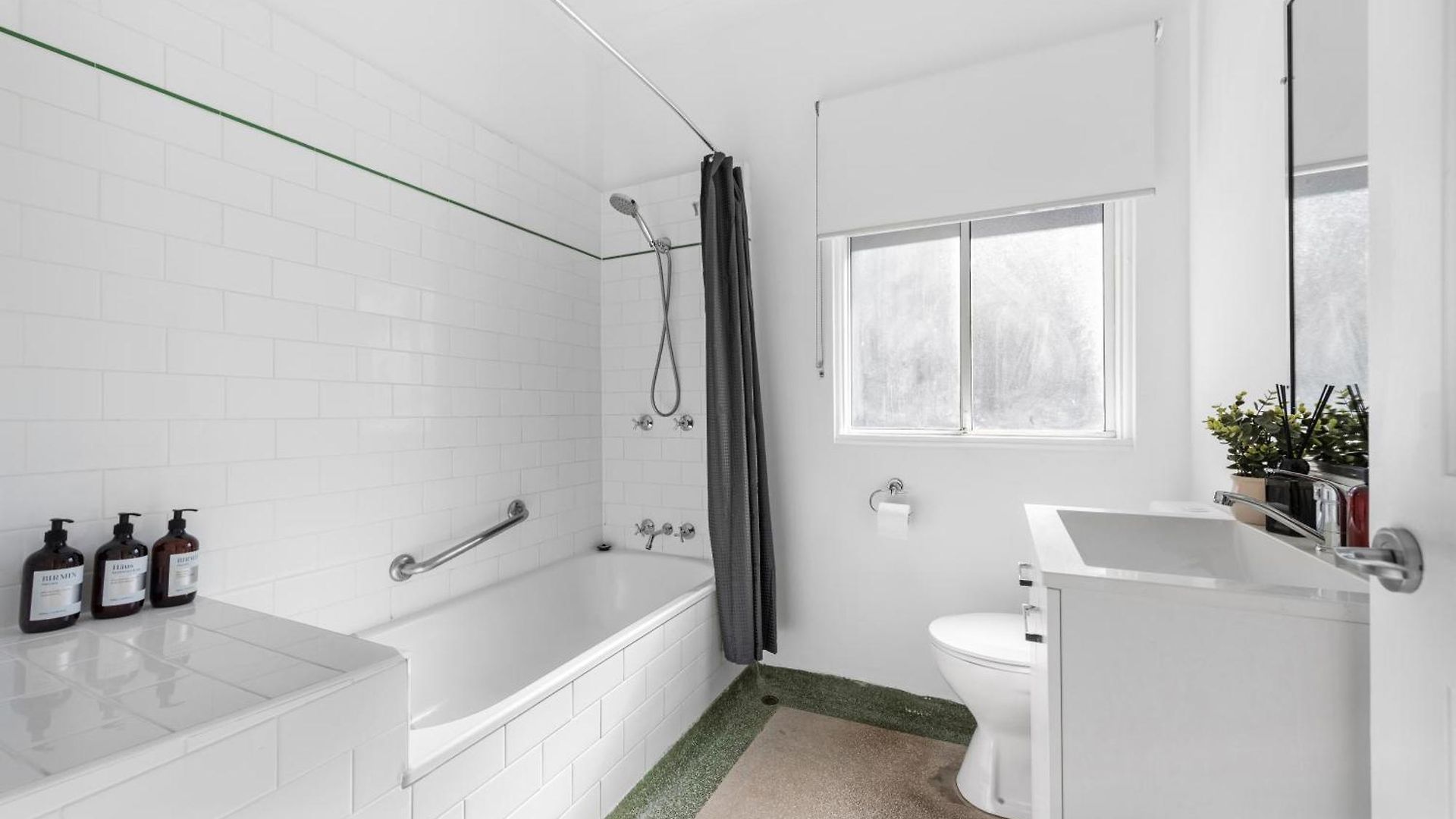 Apartment Spacious Cbd - Short Walk To Hospitals *