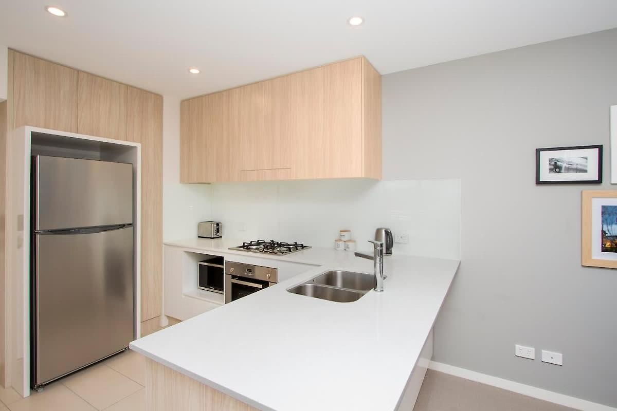 Elite Elegance 2br Hamilton With Parking * Brisbane