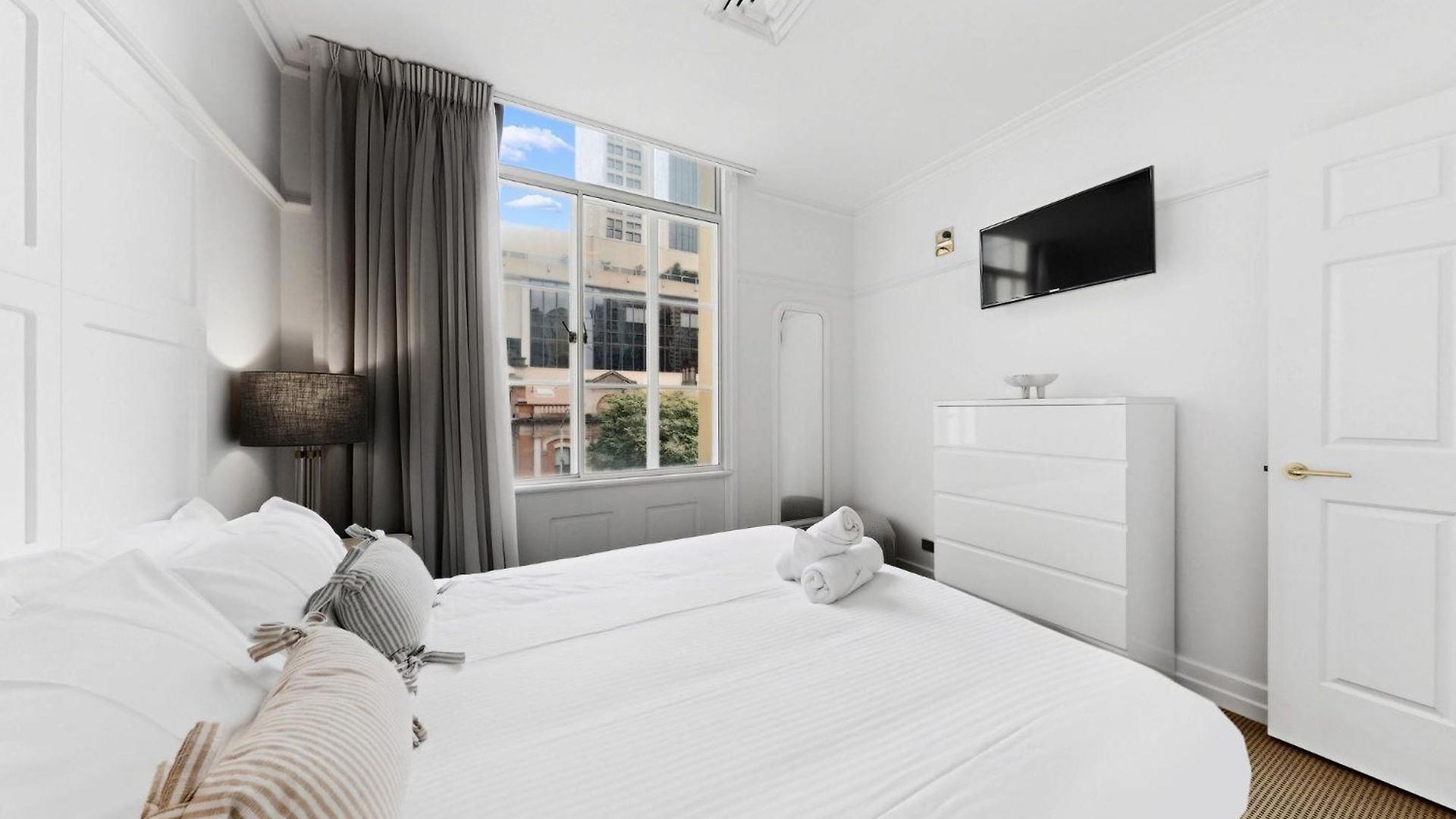 Apartment Skyline 1-bed Retreat In