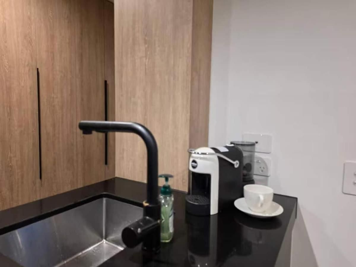 Modern 2br And Pool With South Square *