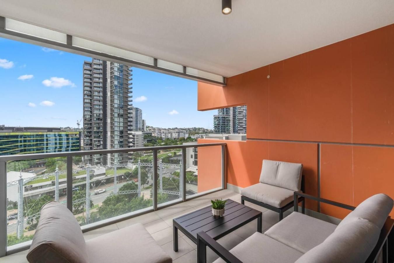 Premium Urban With Rooftop Pool And Views Apartment *