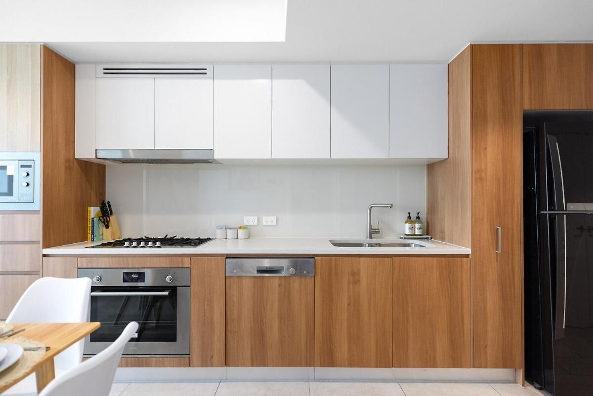 Lvl72 Breathtaking Views With Parking, Pool & Gym Brisbane
