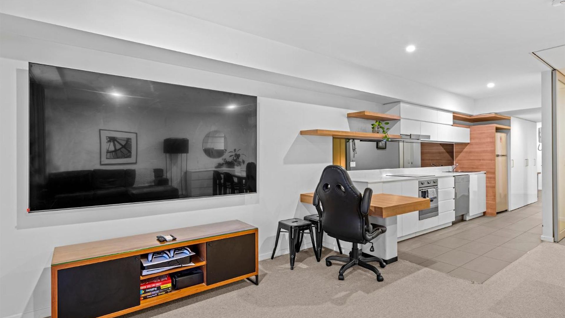 Merivale Artisan