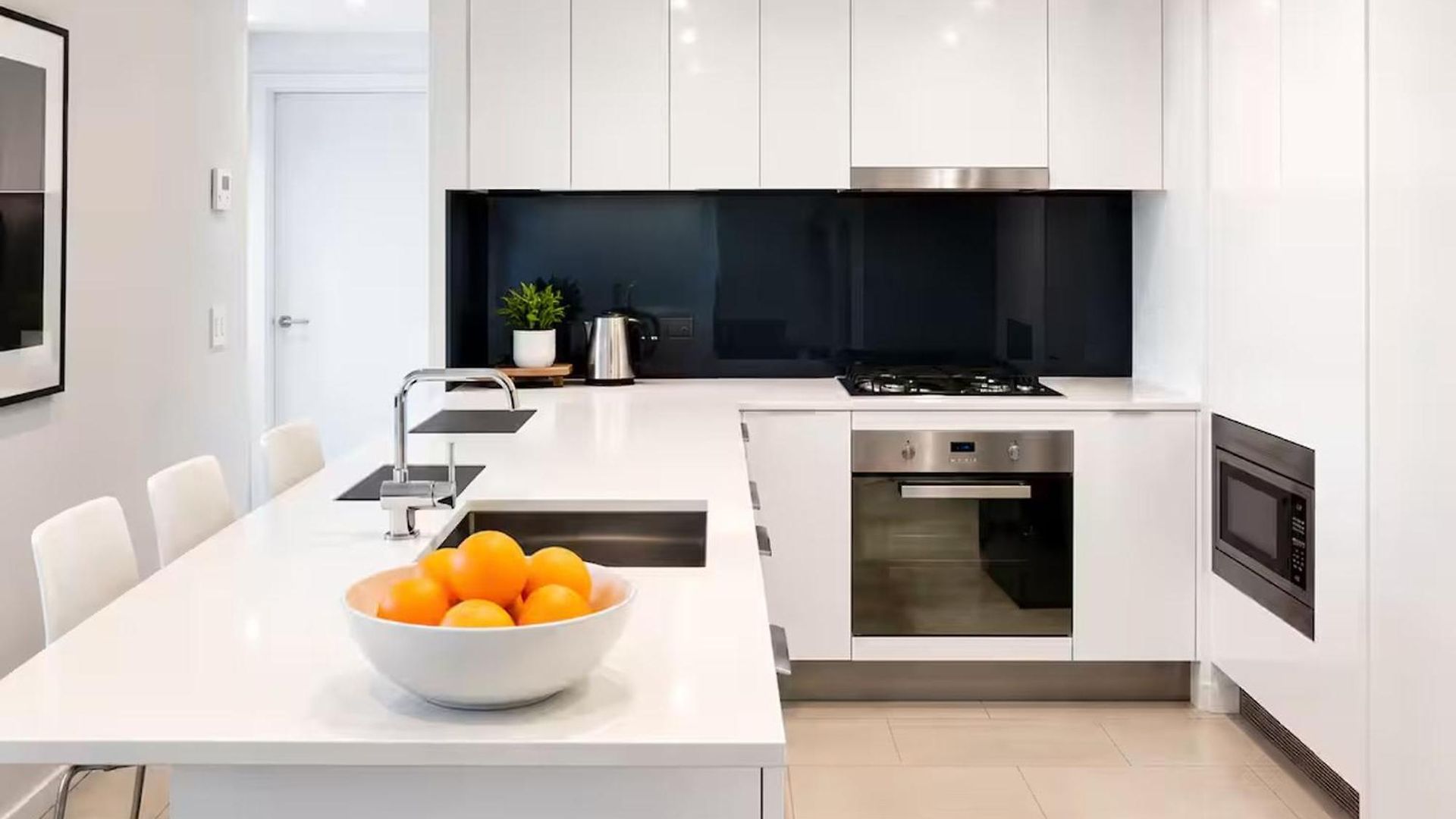 View 2-bed Fortitude Valley * Brisbane