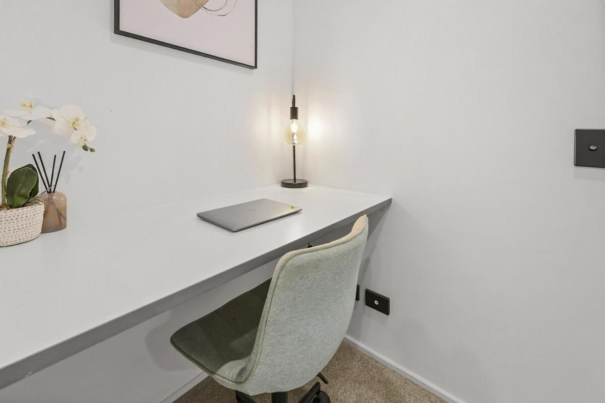 2 Level Skyloft - Pool - Sleeps 6 - Baby Apartment