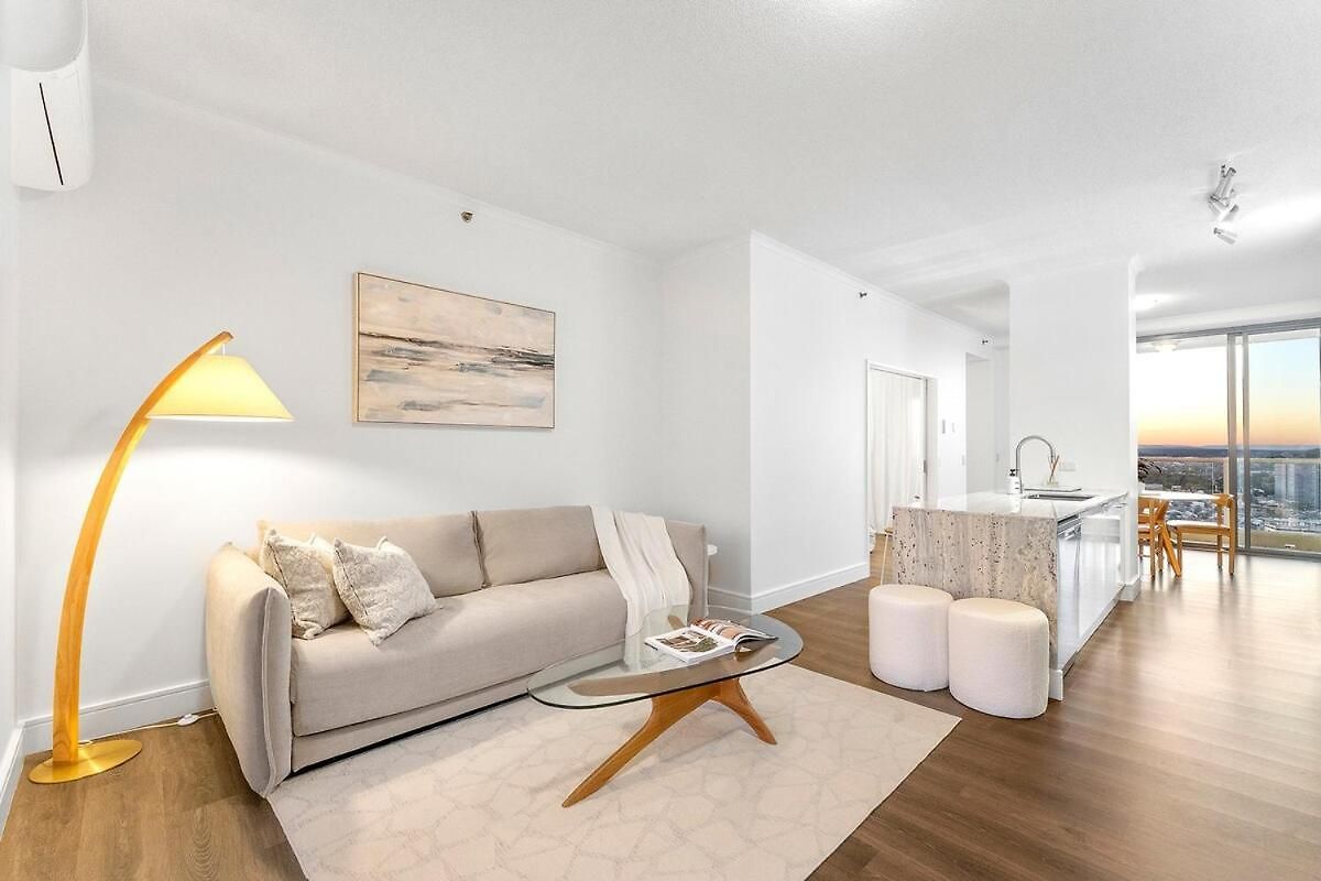 Penthouse Style - Story Bridge Views - Sleeps 8 - Baby Friendly