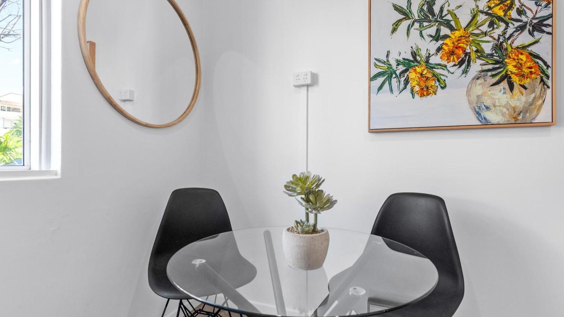 Stylish Cbd - Short Walk To Hospitals And Cbd Apartment Brisbane