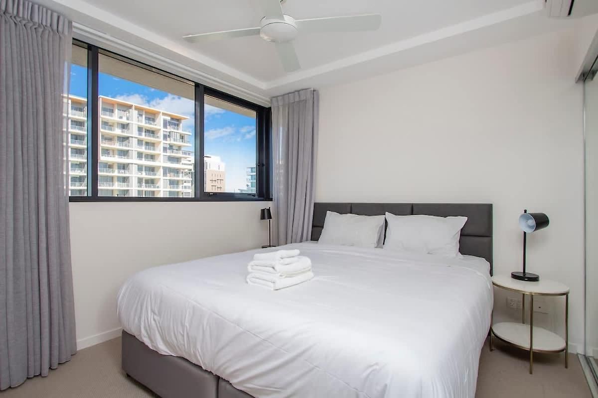 Apartment Elite Elegance 2br Hamilton With Parking Brisbane