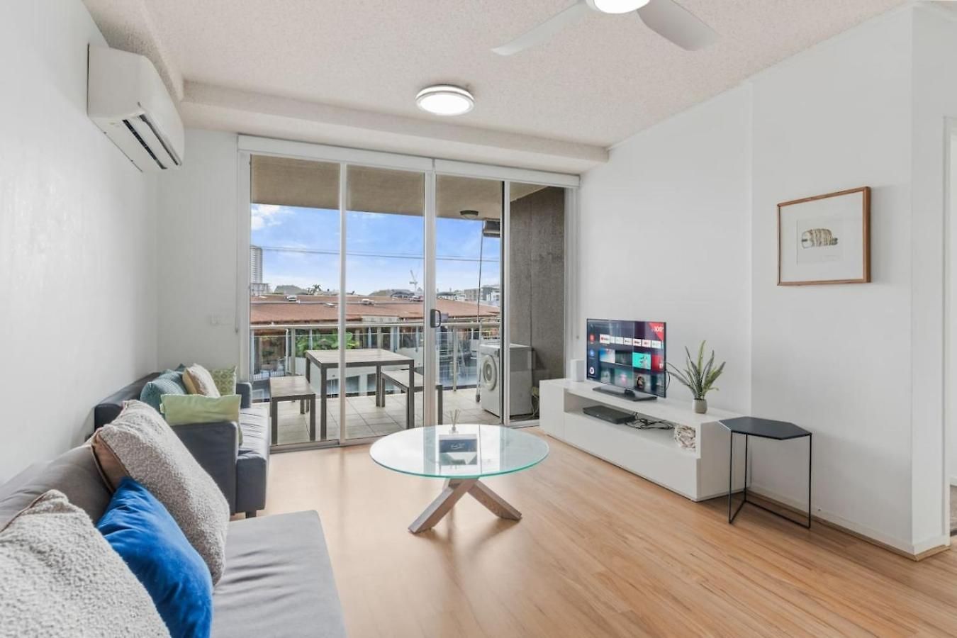 Apartment Modern Inner-city In Valley Heart Of Brisbane