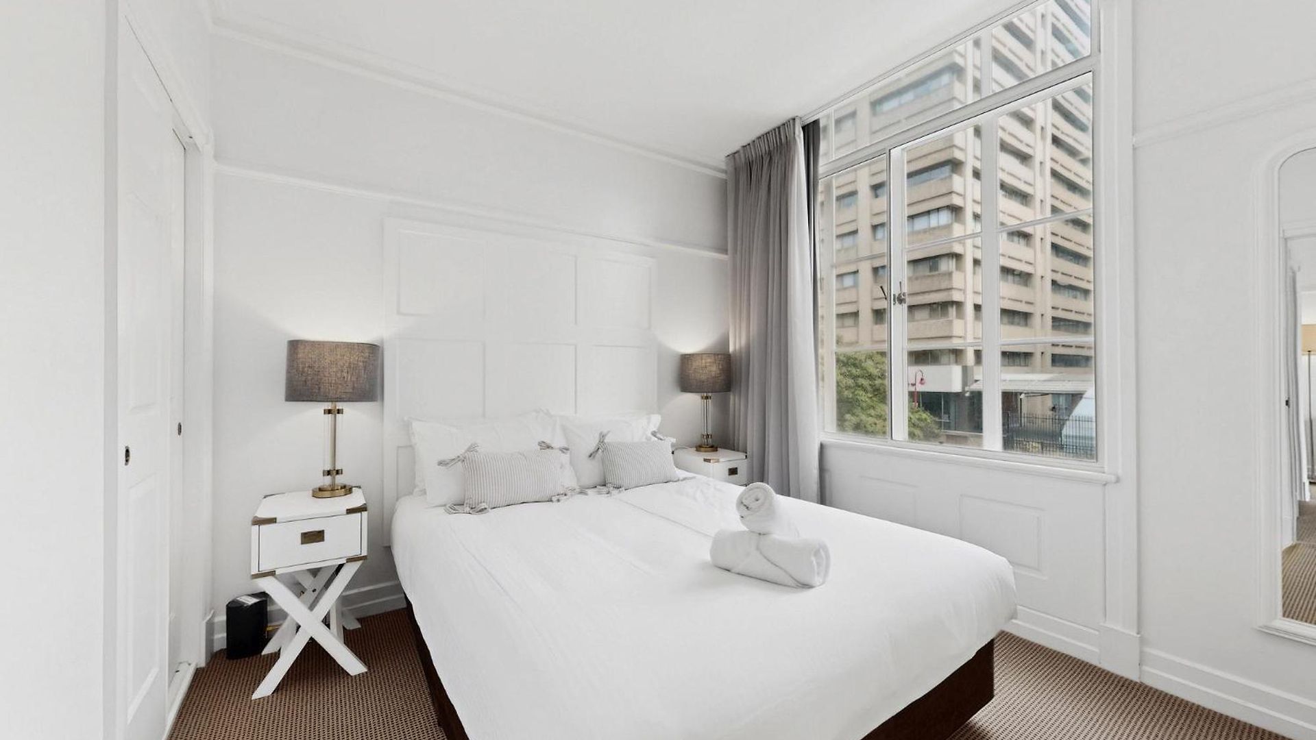 Skyline 1-bed Retreat In Brisbane