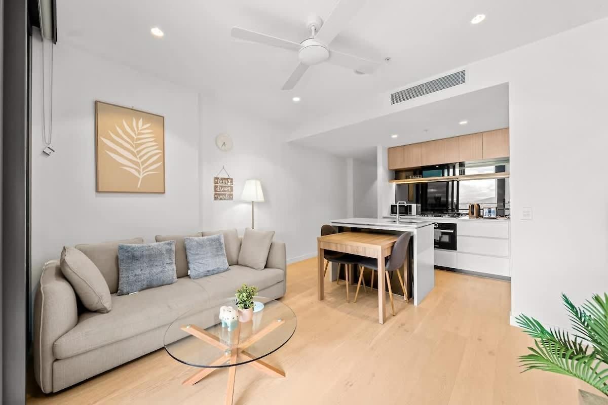Queens Wharf - Beautiful 13th Floor Executive Brisbane