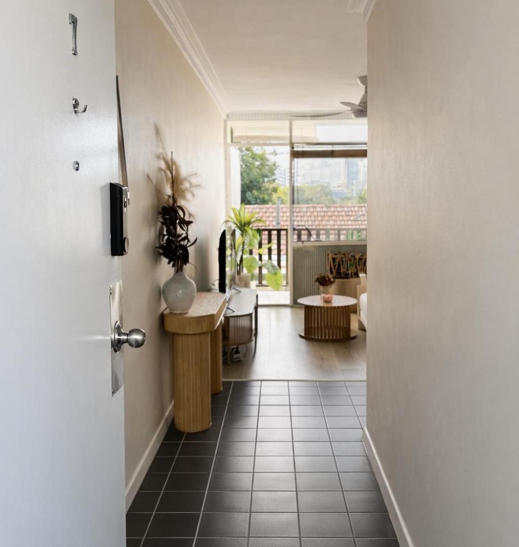 Cozy And 1 Bedroom
