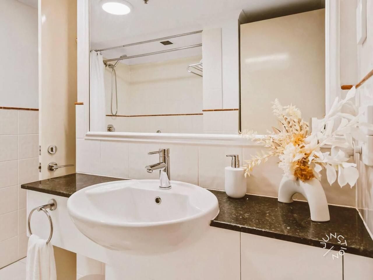 View 2br Retreat | Pool & Gym Access