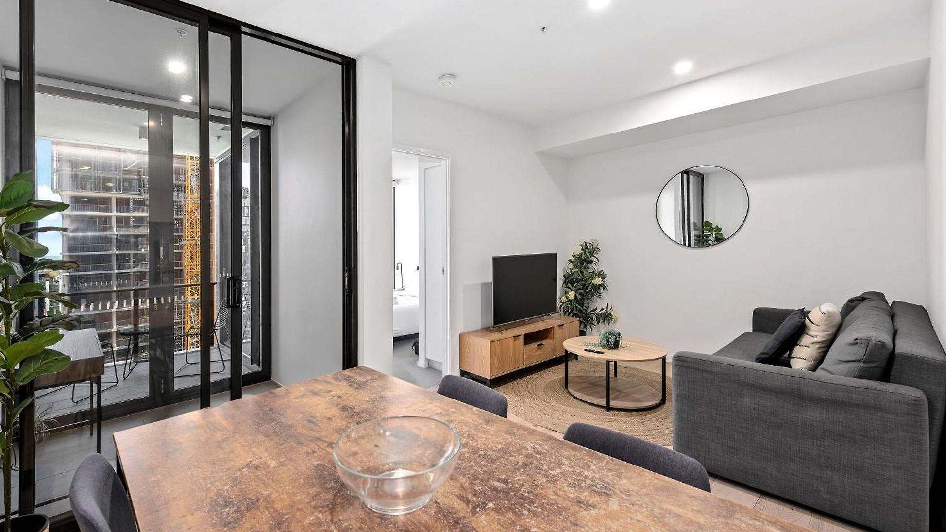 Breathtaking Sunset Views & Fantastic Location! * Brisbane