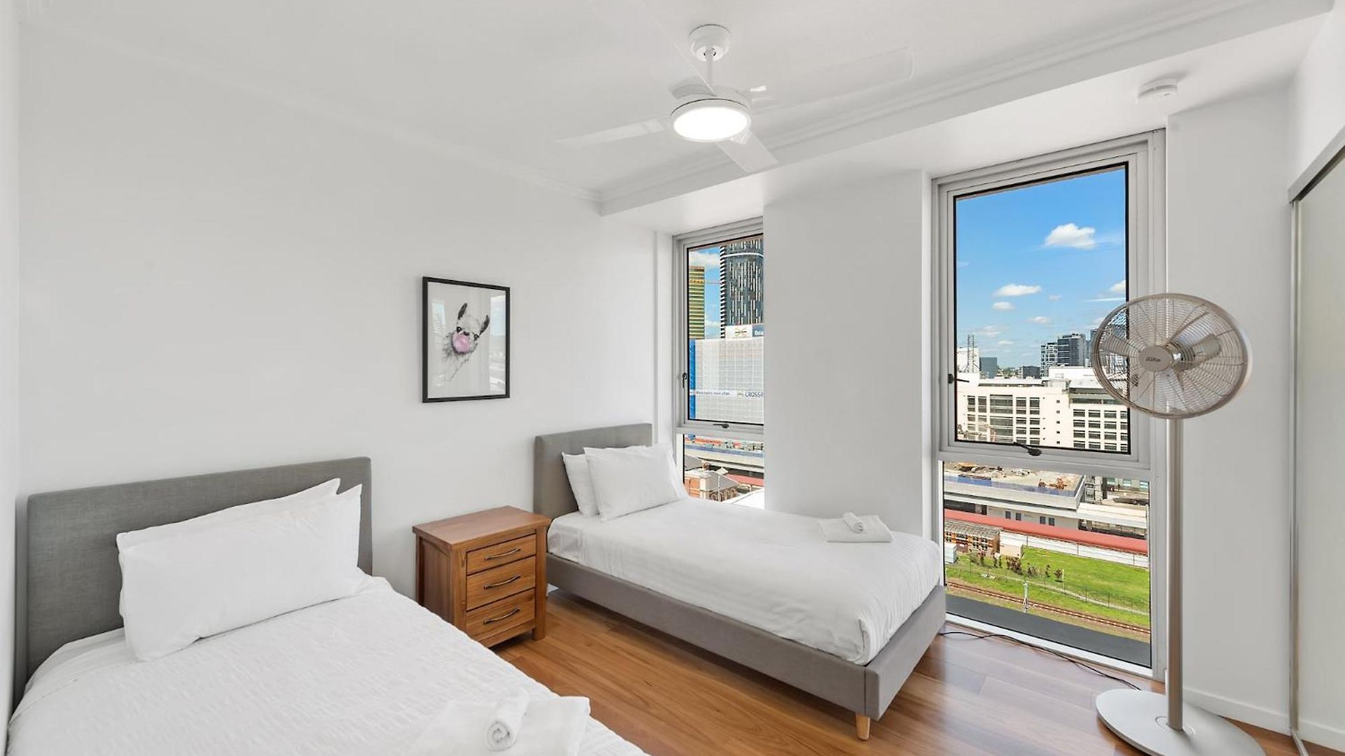 Apartment Cbd Next To Parkland! Amazing Views! Brisbane