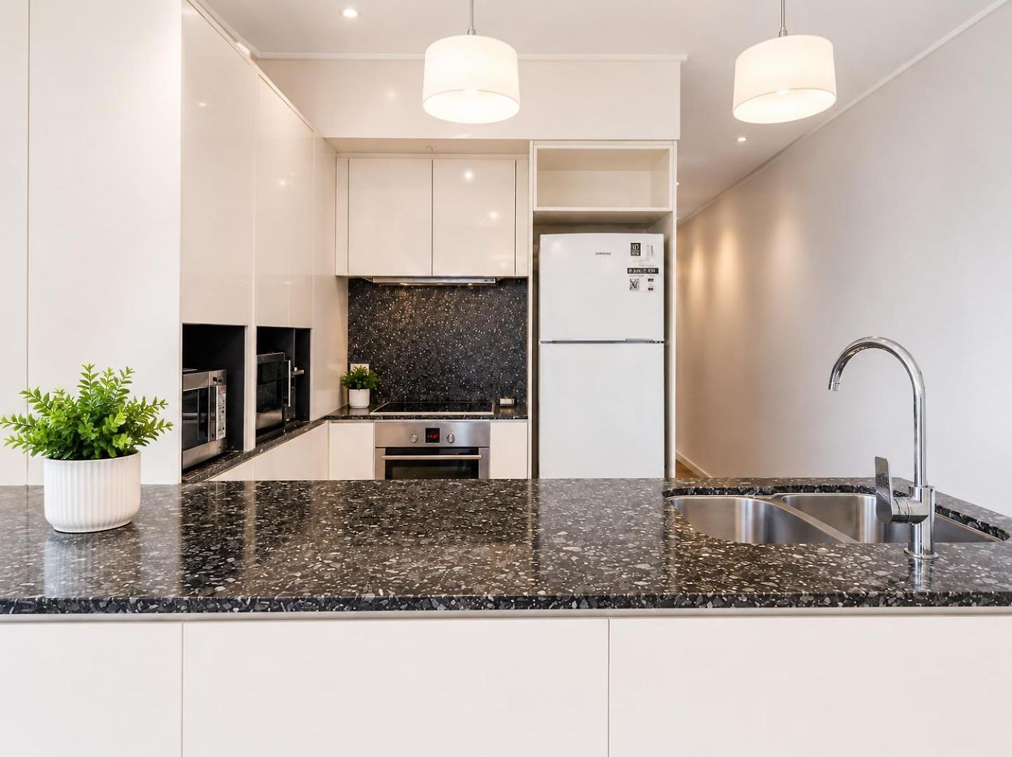 Cbd With Amenities