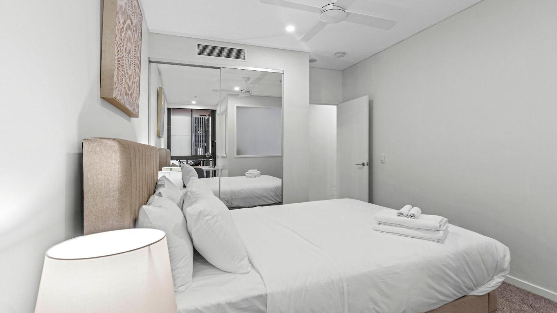 Southbank With Pool, Sauna & Parking Apartment *