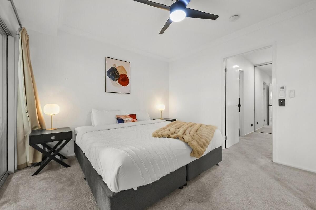 2 Level Skyloft - Pool - Sleeps 6 - Baby Apartment *