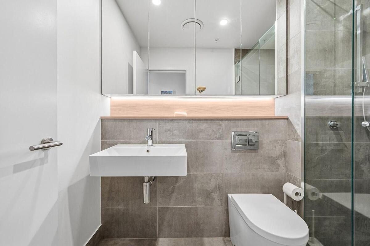 Apartment 2b2b In West Village Enjoy Eats, Grocery And Vibes Brisbane