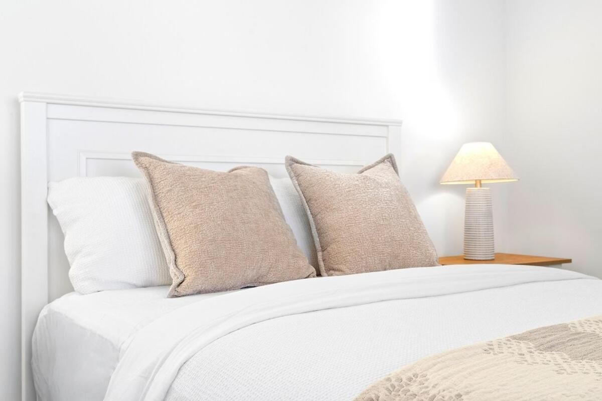 Penthouse Style - Story Bridge Views - Sleeps 8 - Baby Friendly Apartment Brisbane