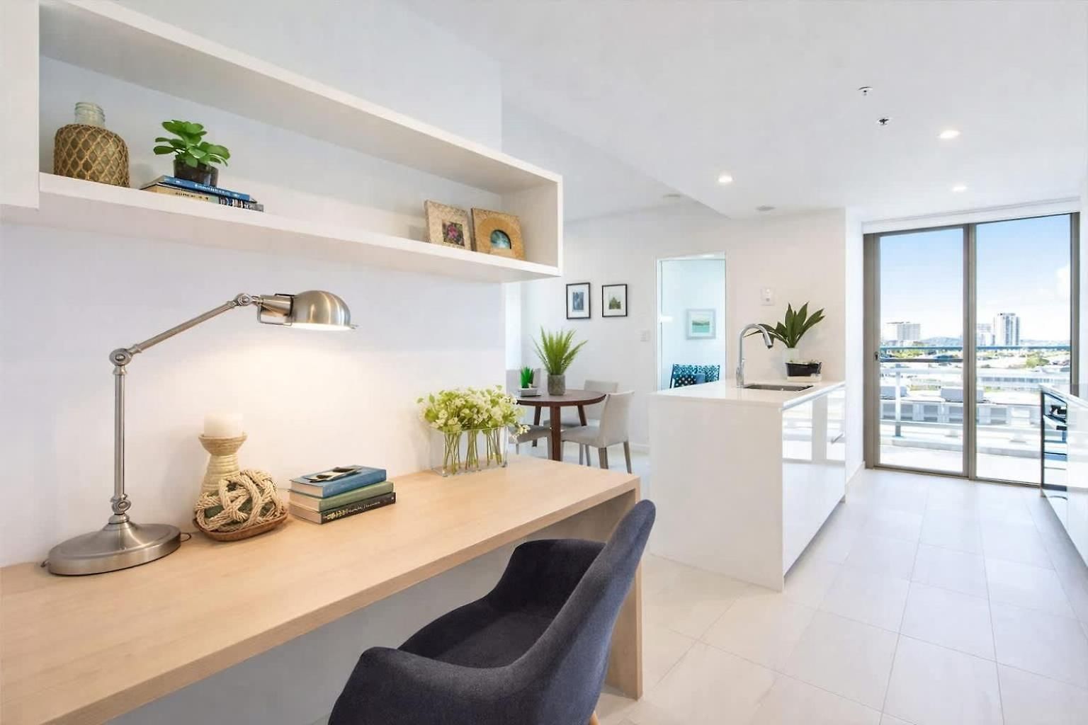 2br Night Life -pool-parking-rooftop-intercom Apartment *