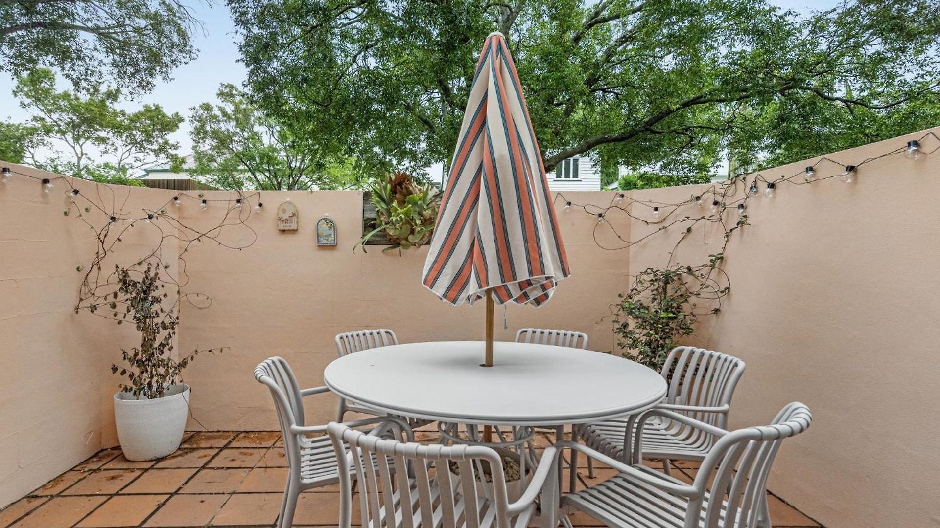 Courtyard 1-bed In New Farm * Brisbane