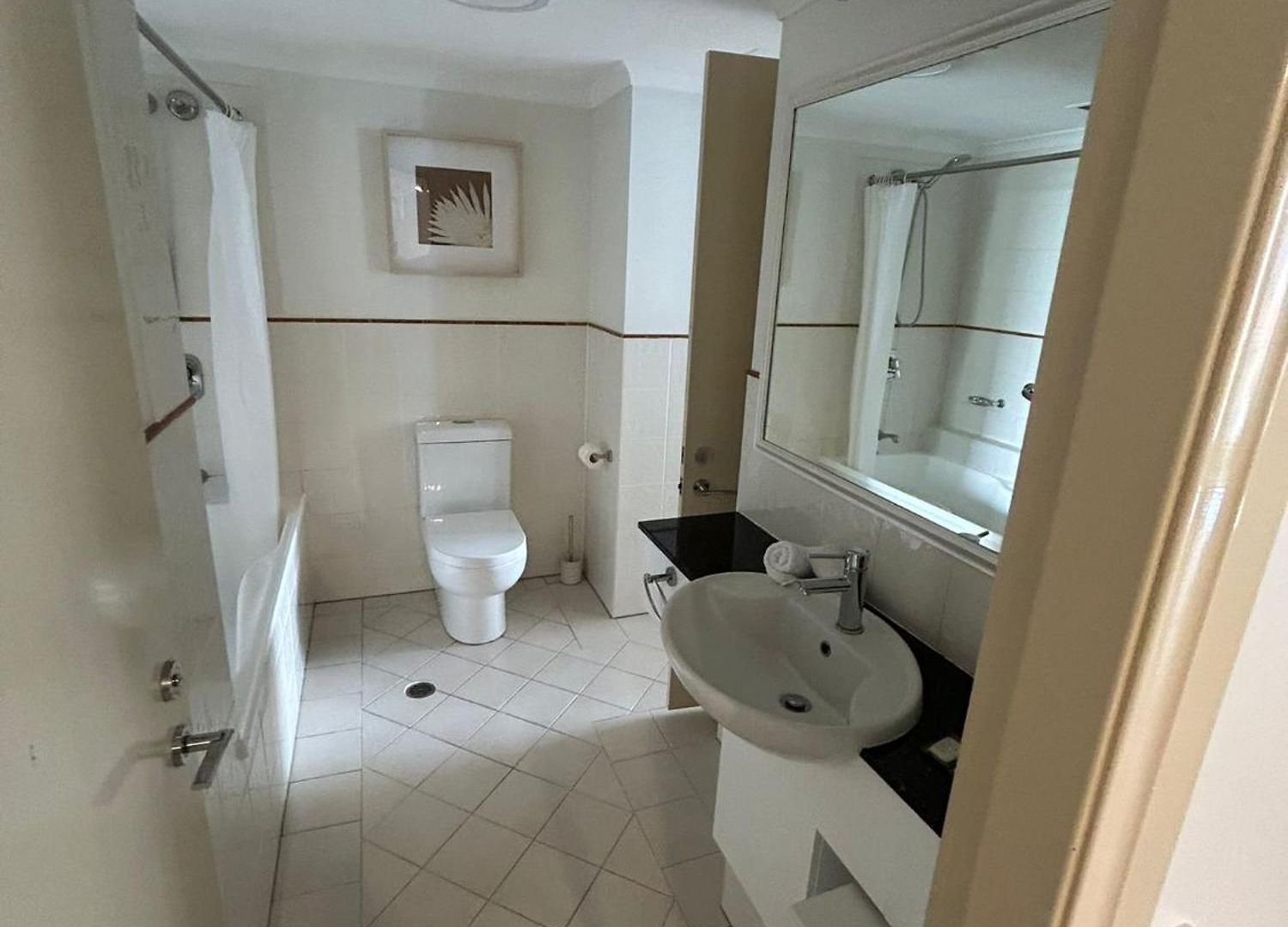View 2br Retreat | Pool & Gym Access Brisbane