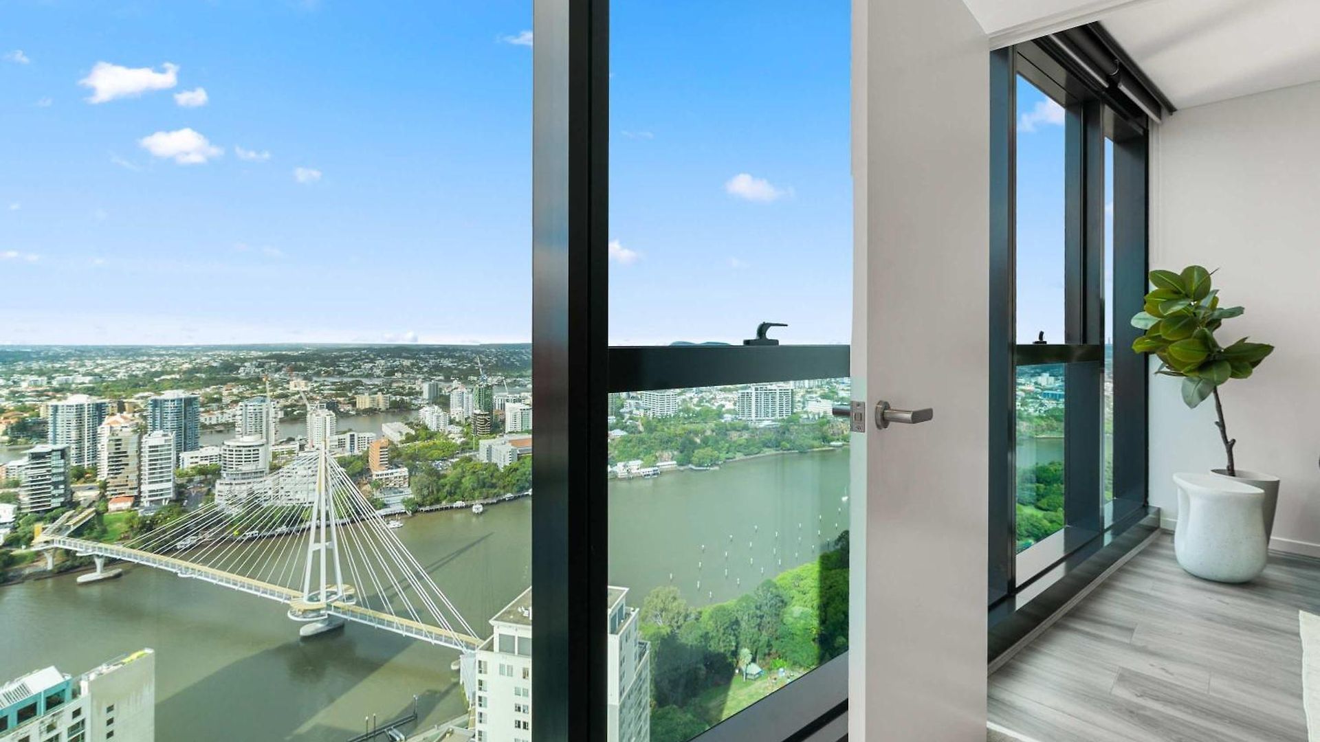 Margaret Residences By Arvia Living * Brisbane