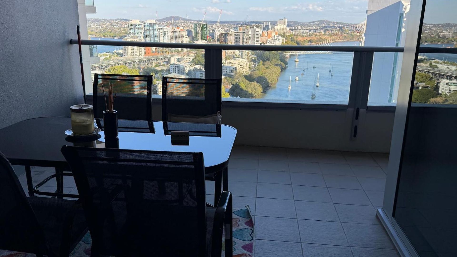Apartment 2bed 2bath Riverfront Luxury Views Brisbane