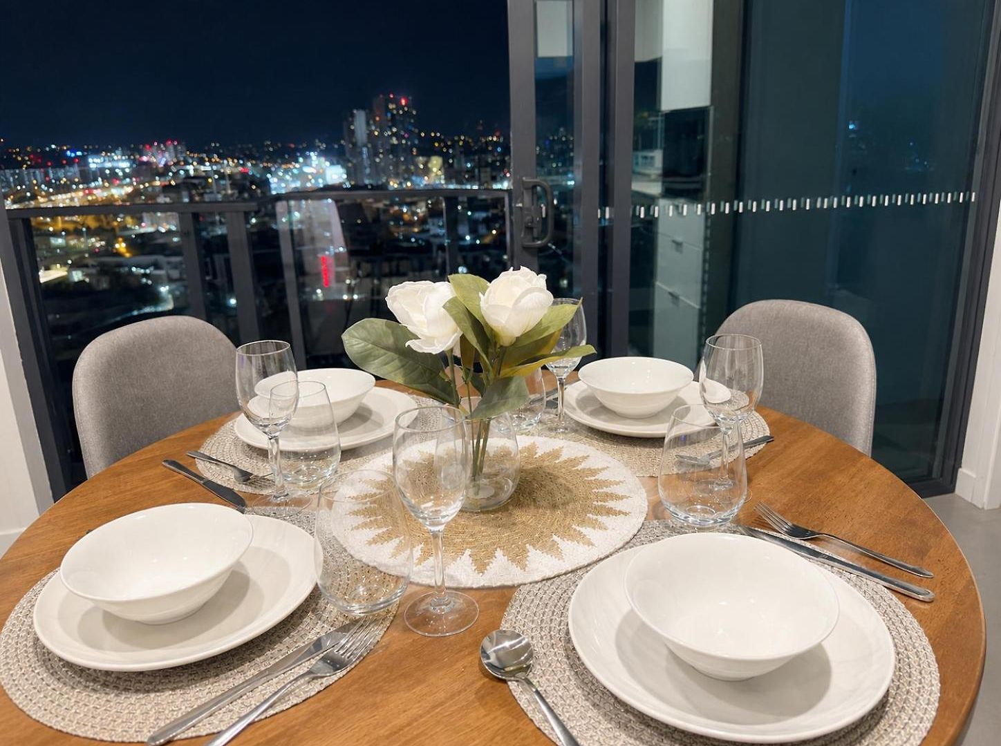 Valley Luxe - High Level Scenic Brisbane