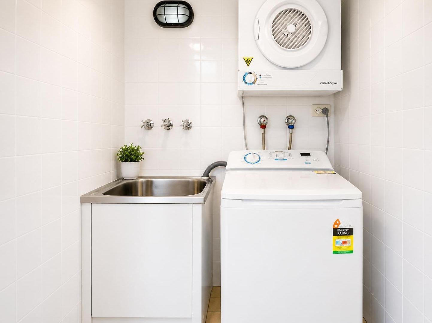 Cbd With Amenities Apartment *