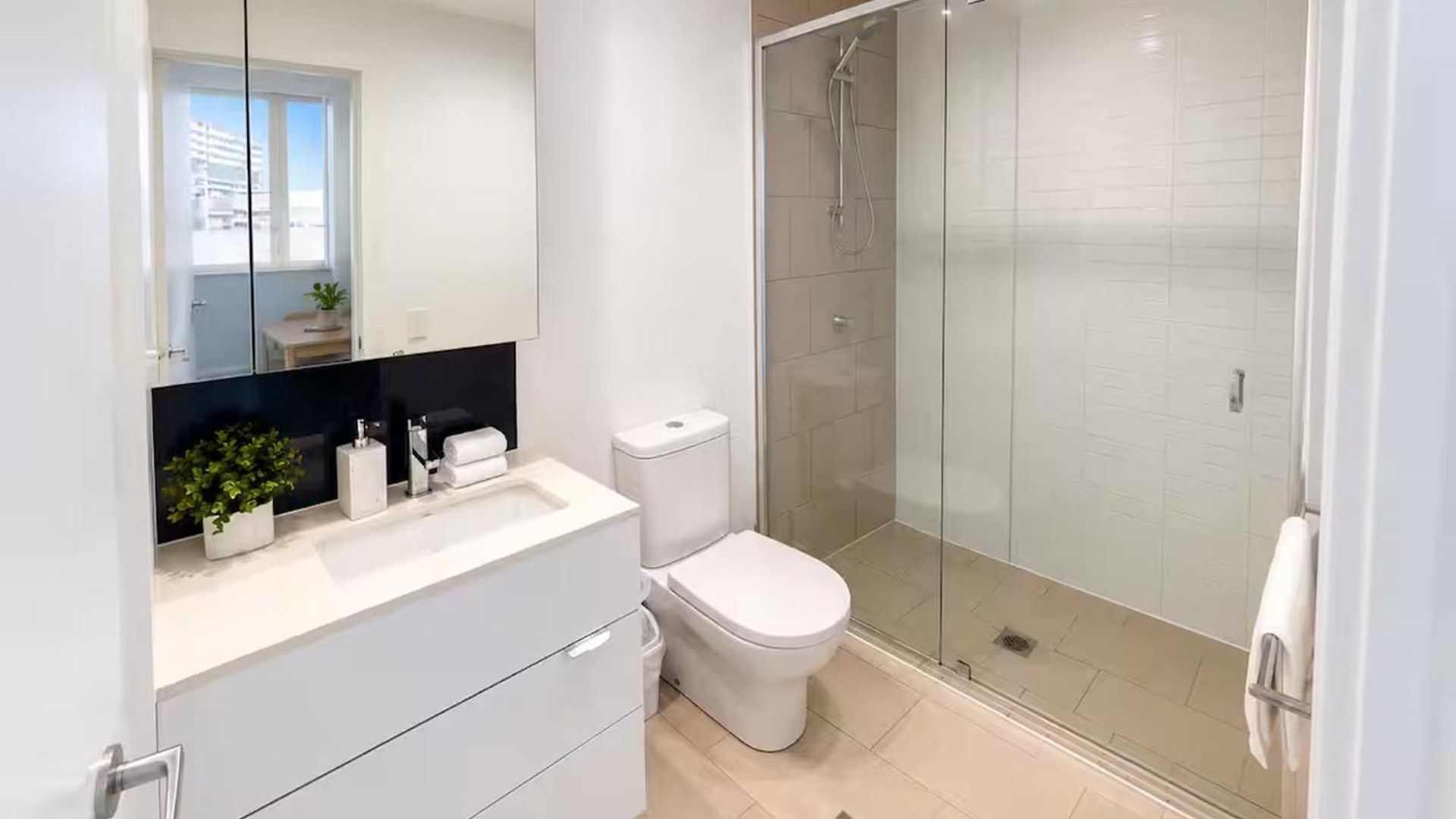 View 2-bed Fortitude Valley *