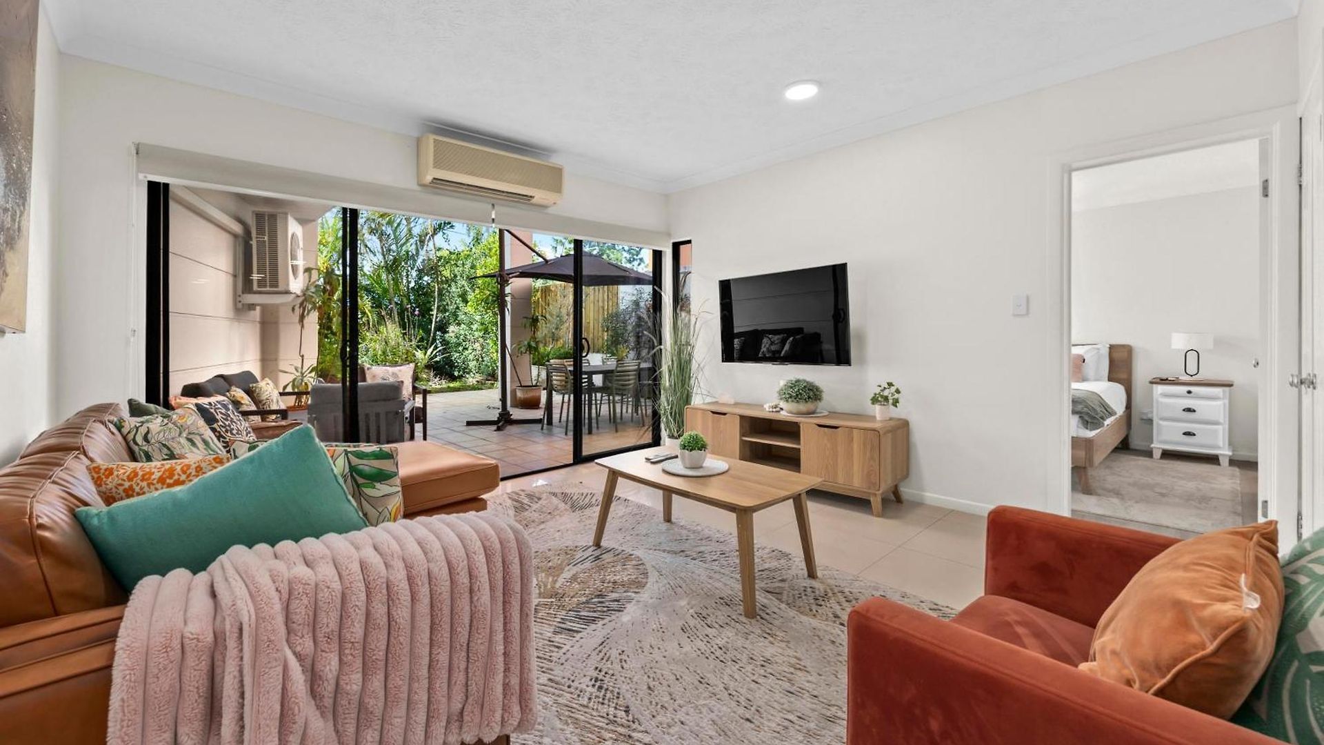 Spacious & Cozy 2br With Parking, Balcony & Wifi