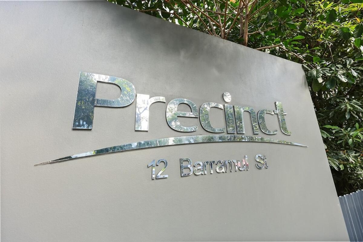 Bulimba Apartment - Ferry Access - Near Oxford St - Sleeps 8 - Baby & Work Ready * Brisbane
