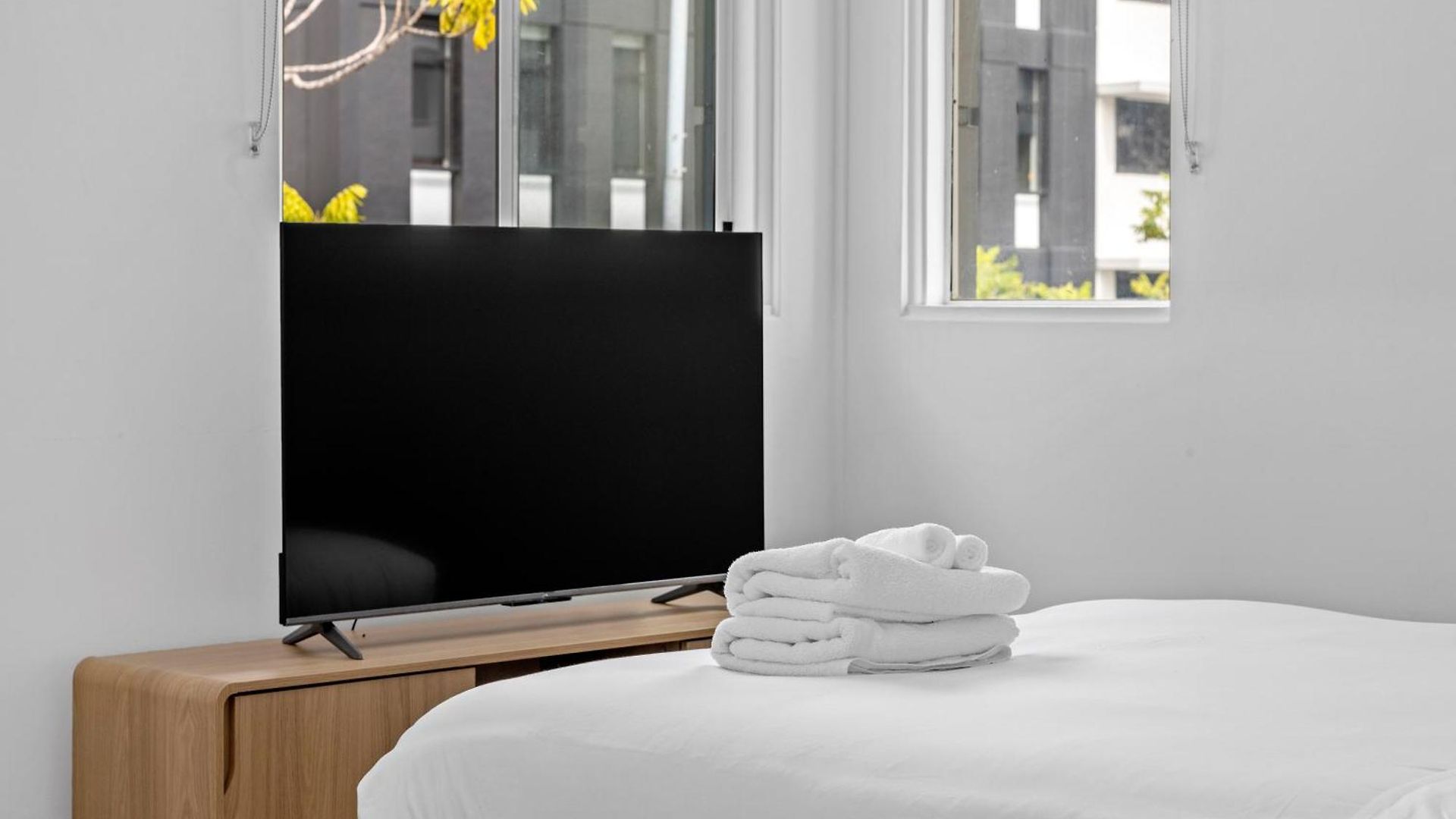 Cozy And Modern Cbd - Short Walk To Hospitals *