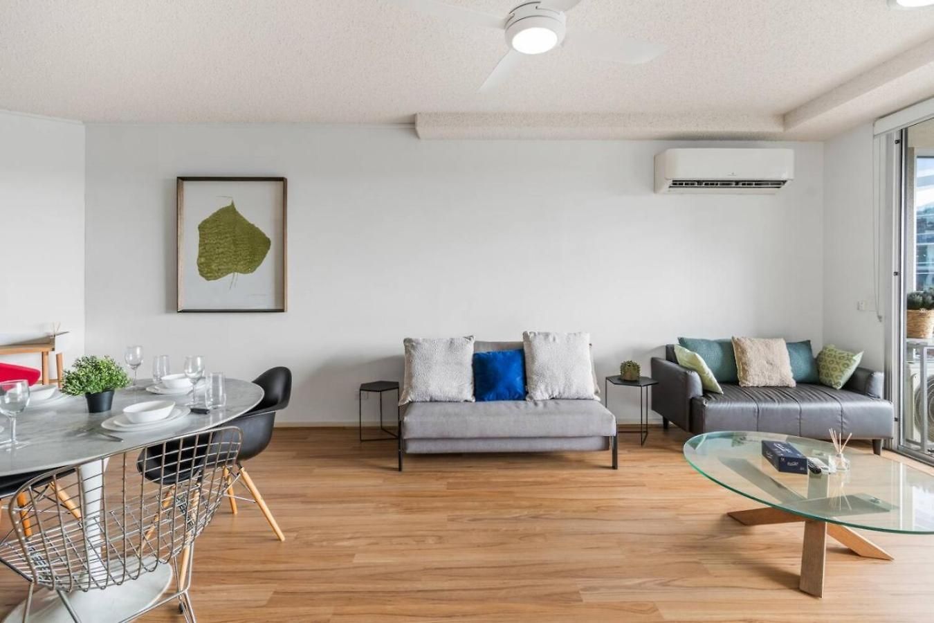 Apartment Modern Inner-city In Valley Heart Of *