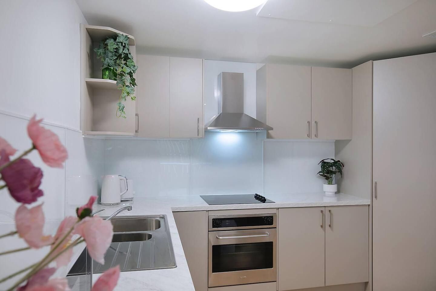 Apartment Alessandria - Simple Living Near River Brisbane