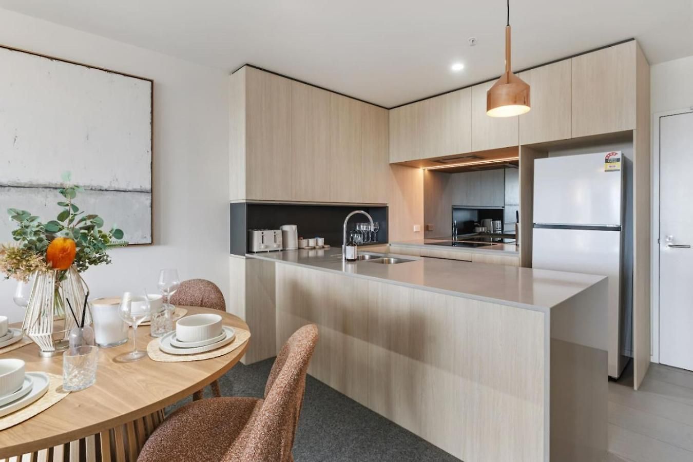 Premium Urban With Rooftop Pool And Views Apartment