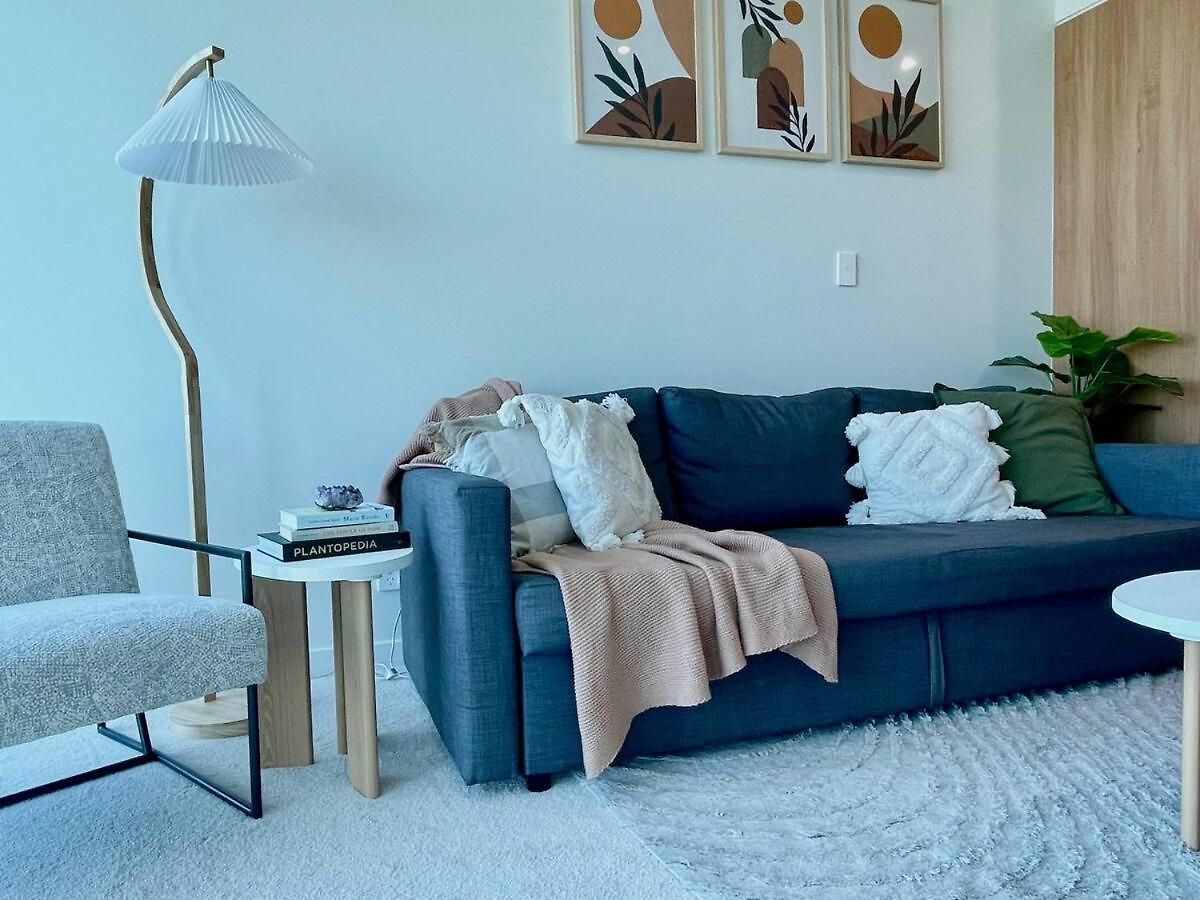 Lvl72 Breathtaking Views With Parking, Pool & Gym Apartment