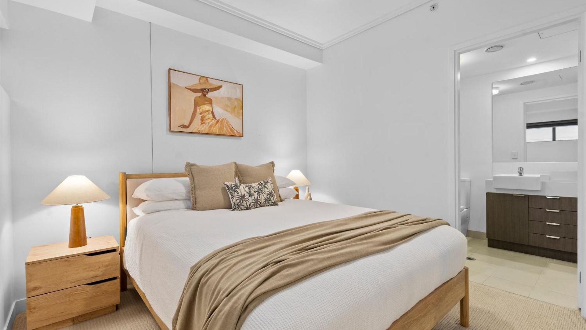St With Story Bridge Views, Pool & Free Parking Brisbane