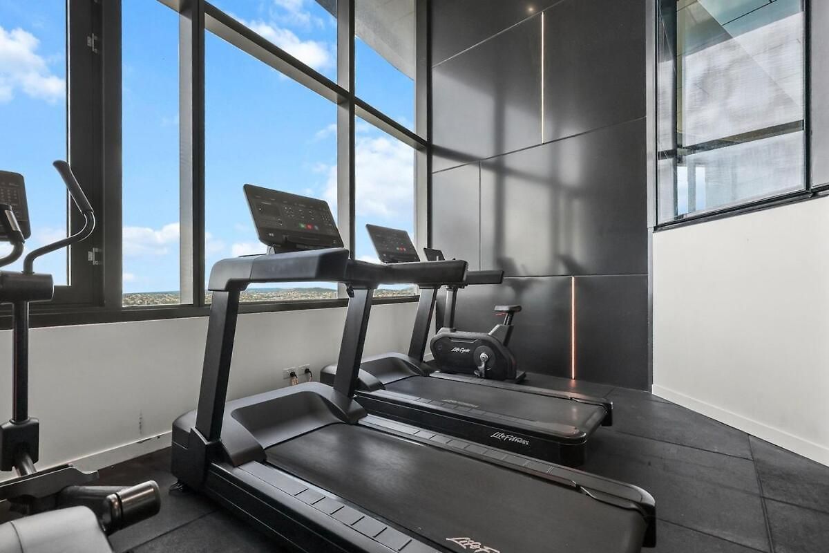 Level 43 Water Views - 2br - Sleeps 6 & Baby