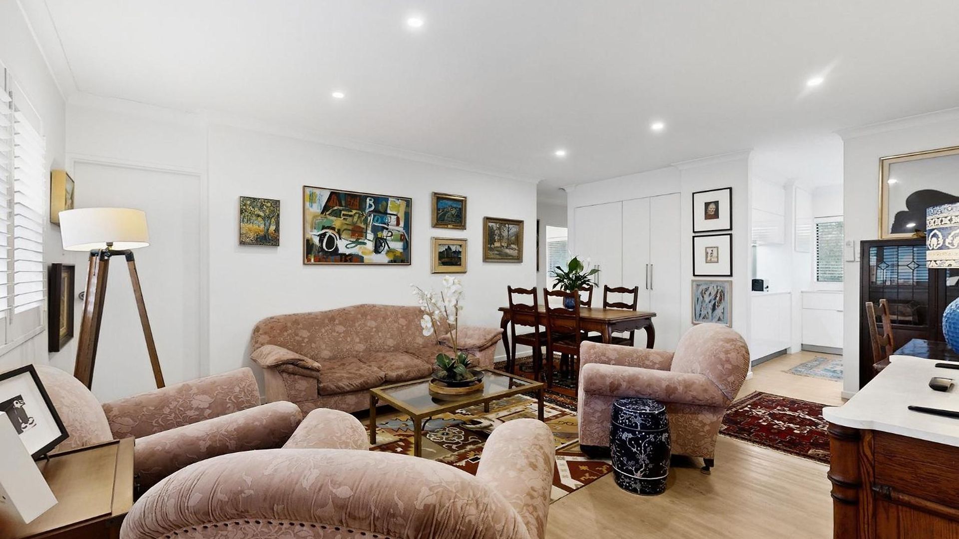 Balcony 2-bed In Ashgrove Brisbane