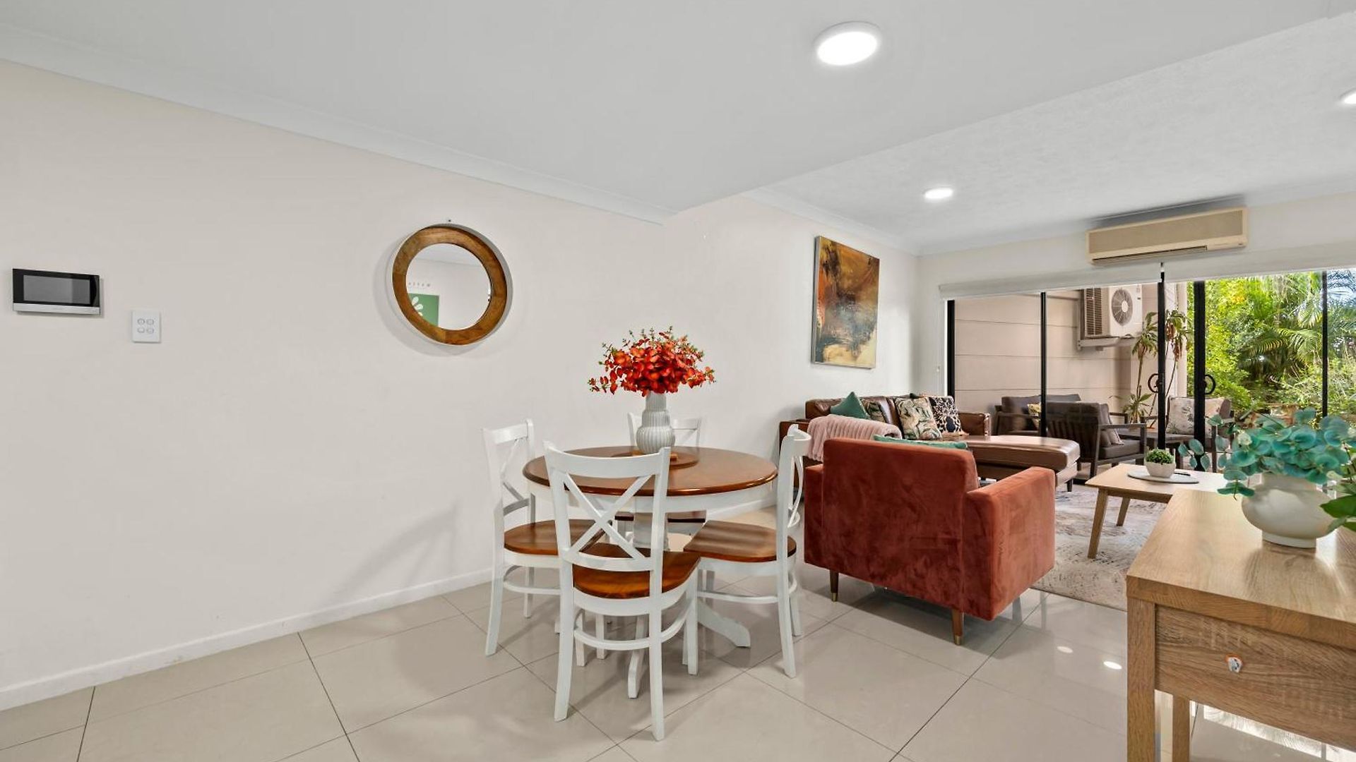 Spacious & Cozy 2br With Parking, Balcony & Wifi