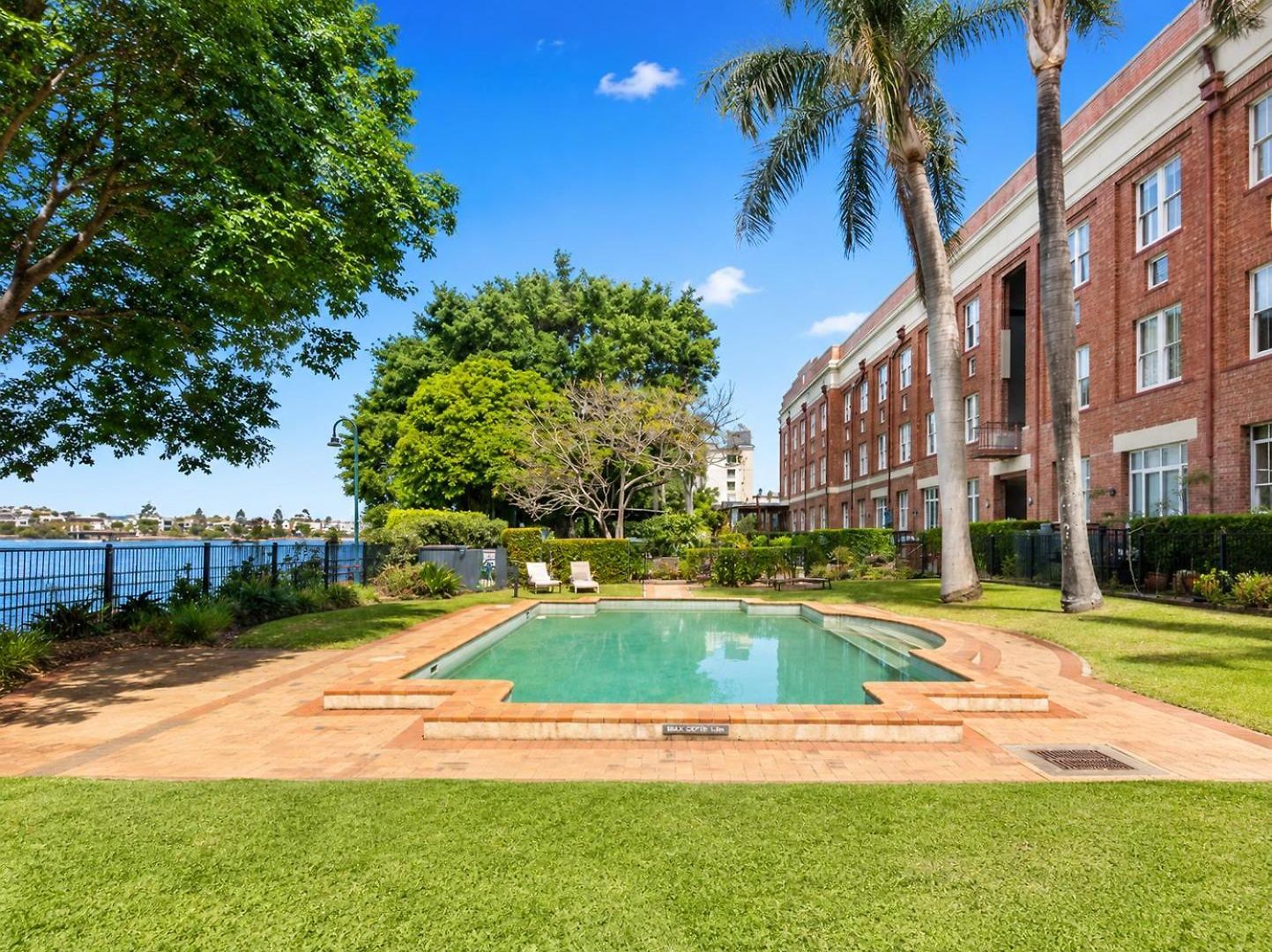 Woolstore Teneriffe Apartment *