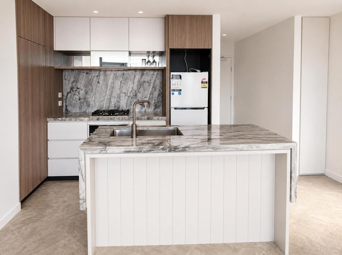 The Skyline Atelier | & River Views *