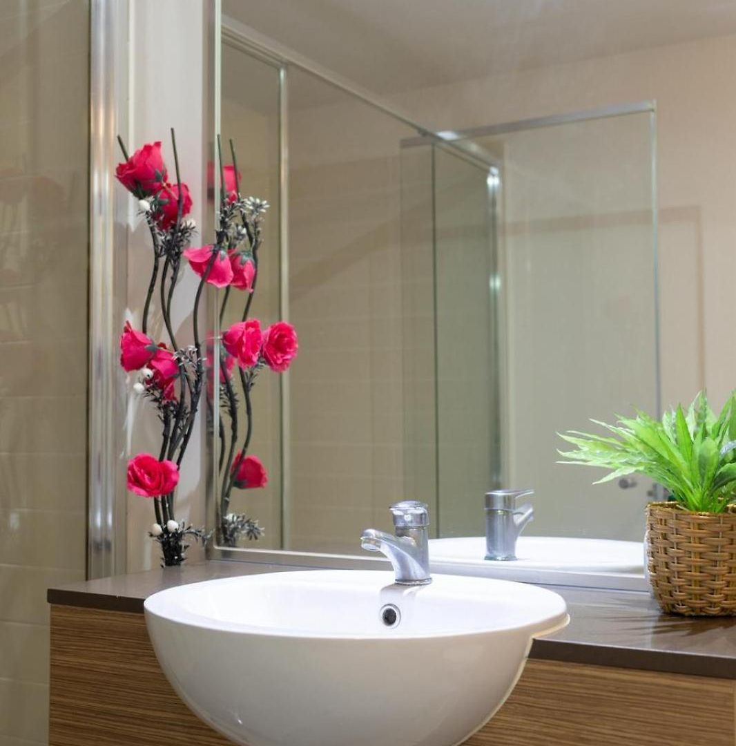 Apartment Chic 1br Retreat Heart Of Pool&gym Views Brisbane