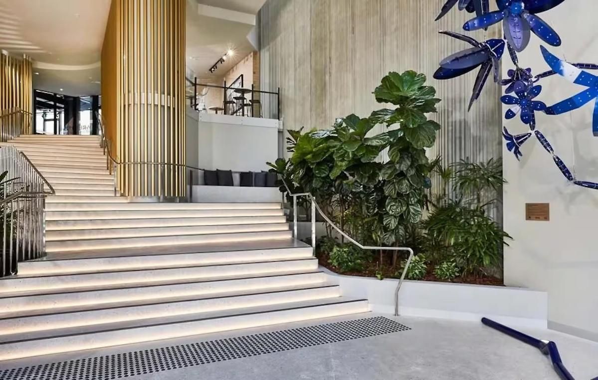 Luxury Cbd With 180 River Views & Rooftop Pool
