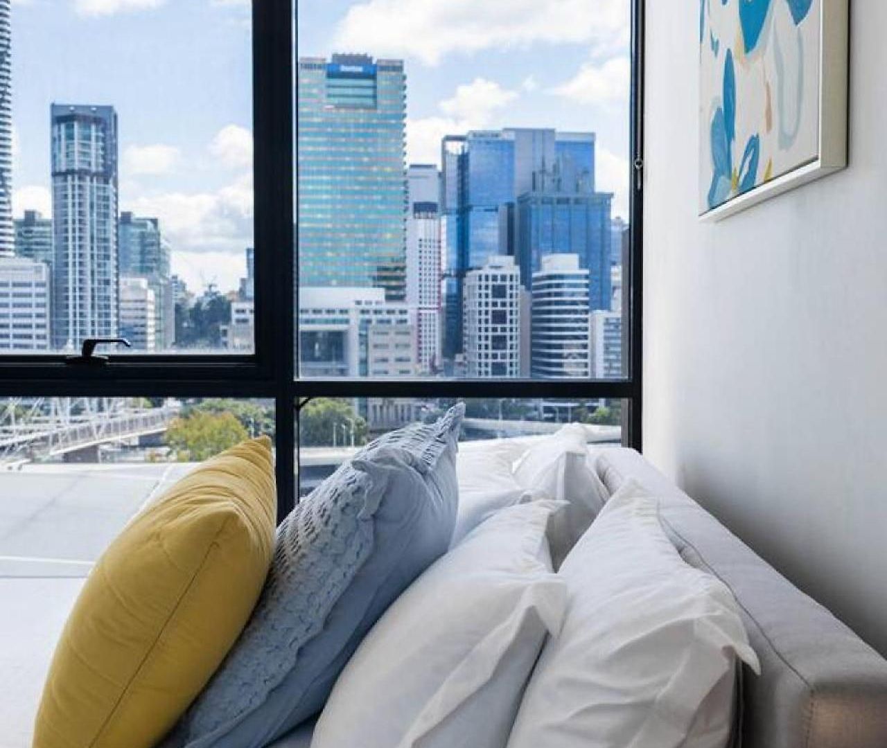Hope Street Apartment